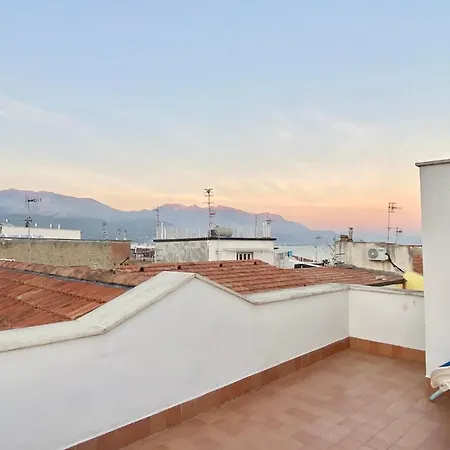 La Dimora Del Golfo Bed & Breakfast 4*